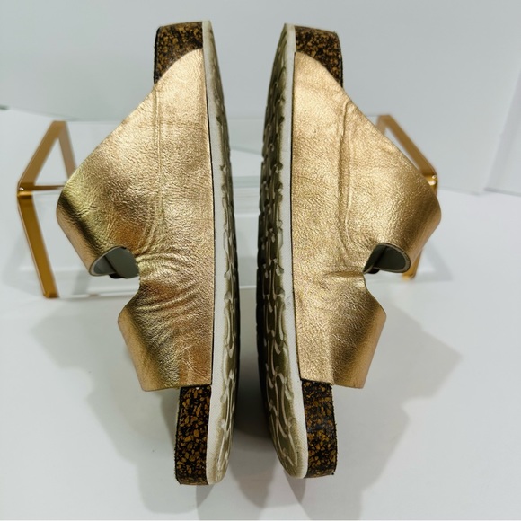 ๐ฉท AUSTIN TRADING CO. WOMENS ROSE GOLD DUAL STRAP CORK SLIDES SIZE 7 GOOD - Picture 5 of 13